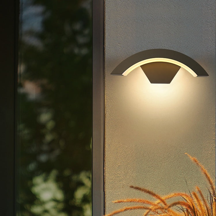 Nordic Arc Waterproof LED Outdoor Black Wall Lamp