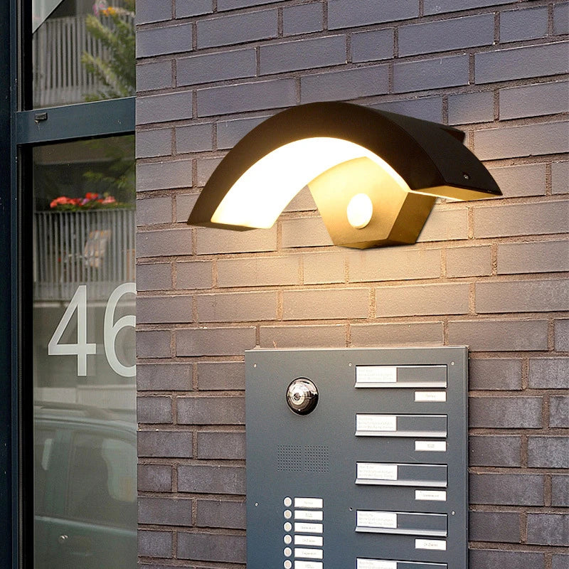 IP65 Contemporary PIR Waterproof LED Garden Wall Lamp