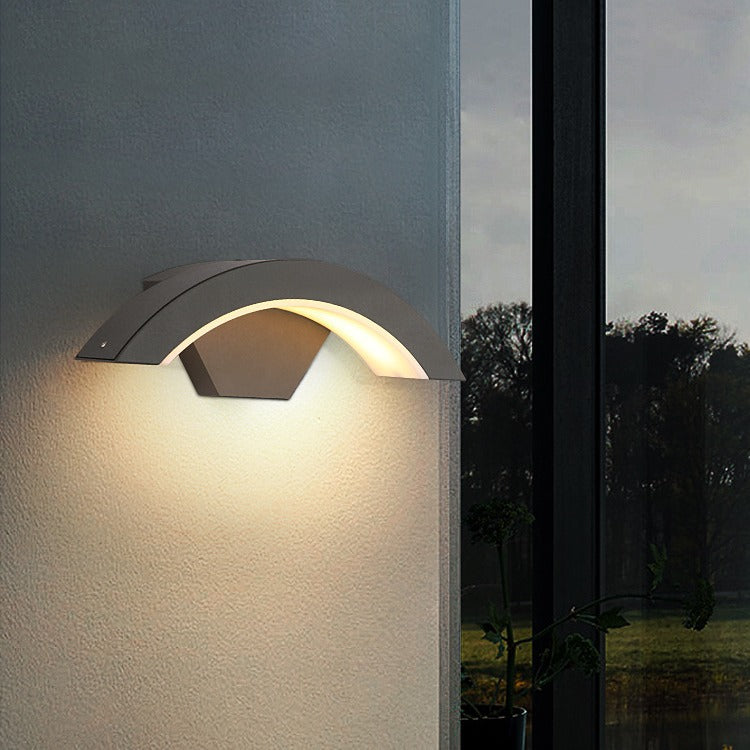 Nordic Arc Waterproof LED Outdoor Black Wall Lamp