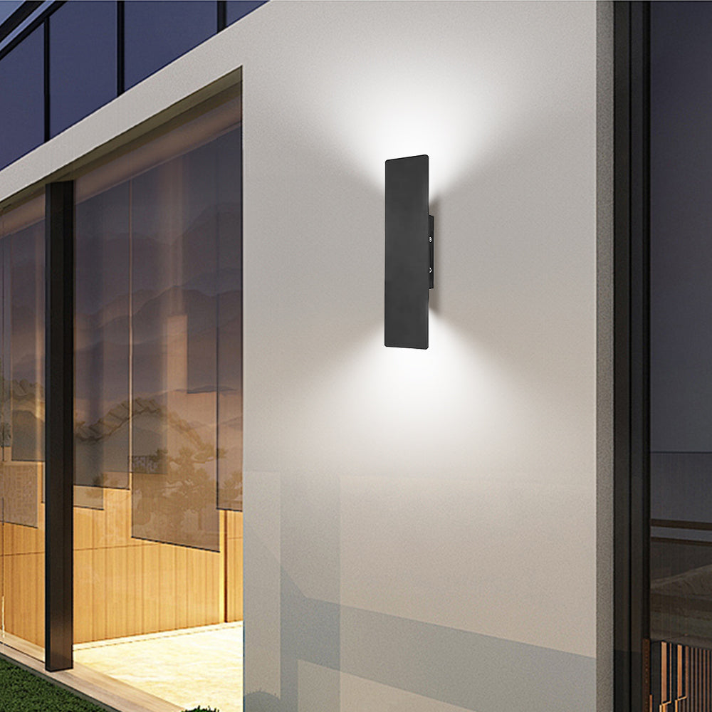 Modern IP65 Waterproof Outdoor LED Wall Light