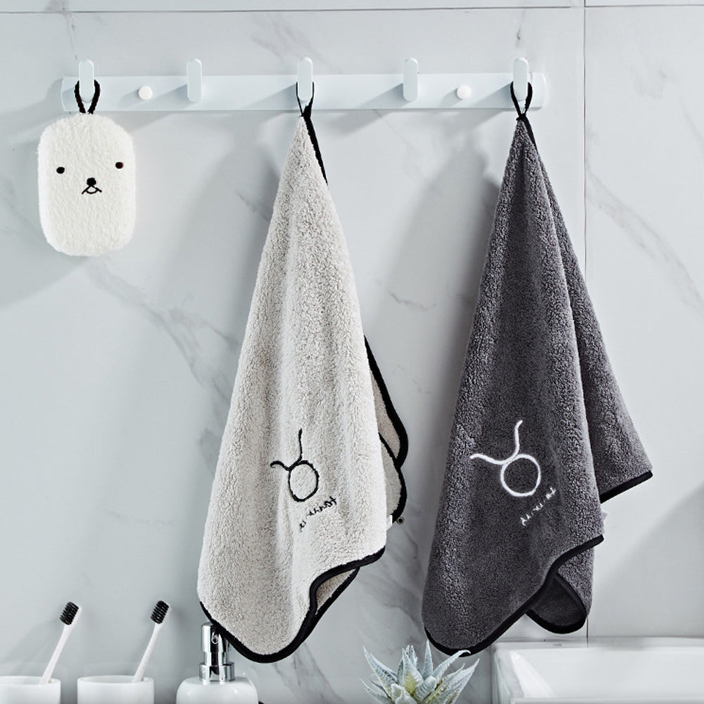 Simple Bathroom Wall Mounted Towel Hook