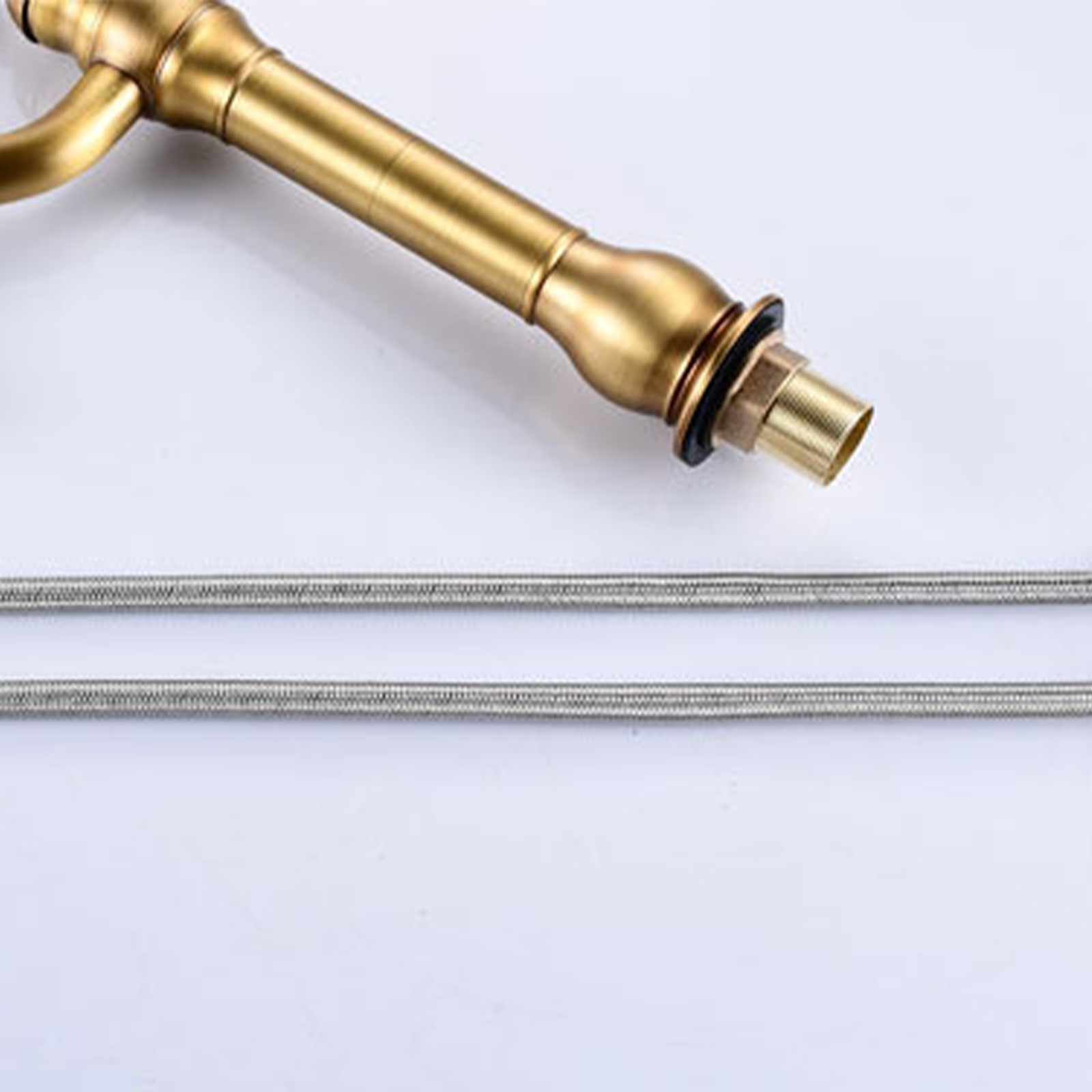 Traditional Deck Mounted Cold and Hot Tap_Gold