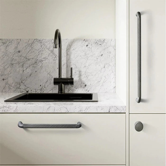 Long Cupboard Bar Knurled Handles