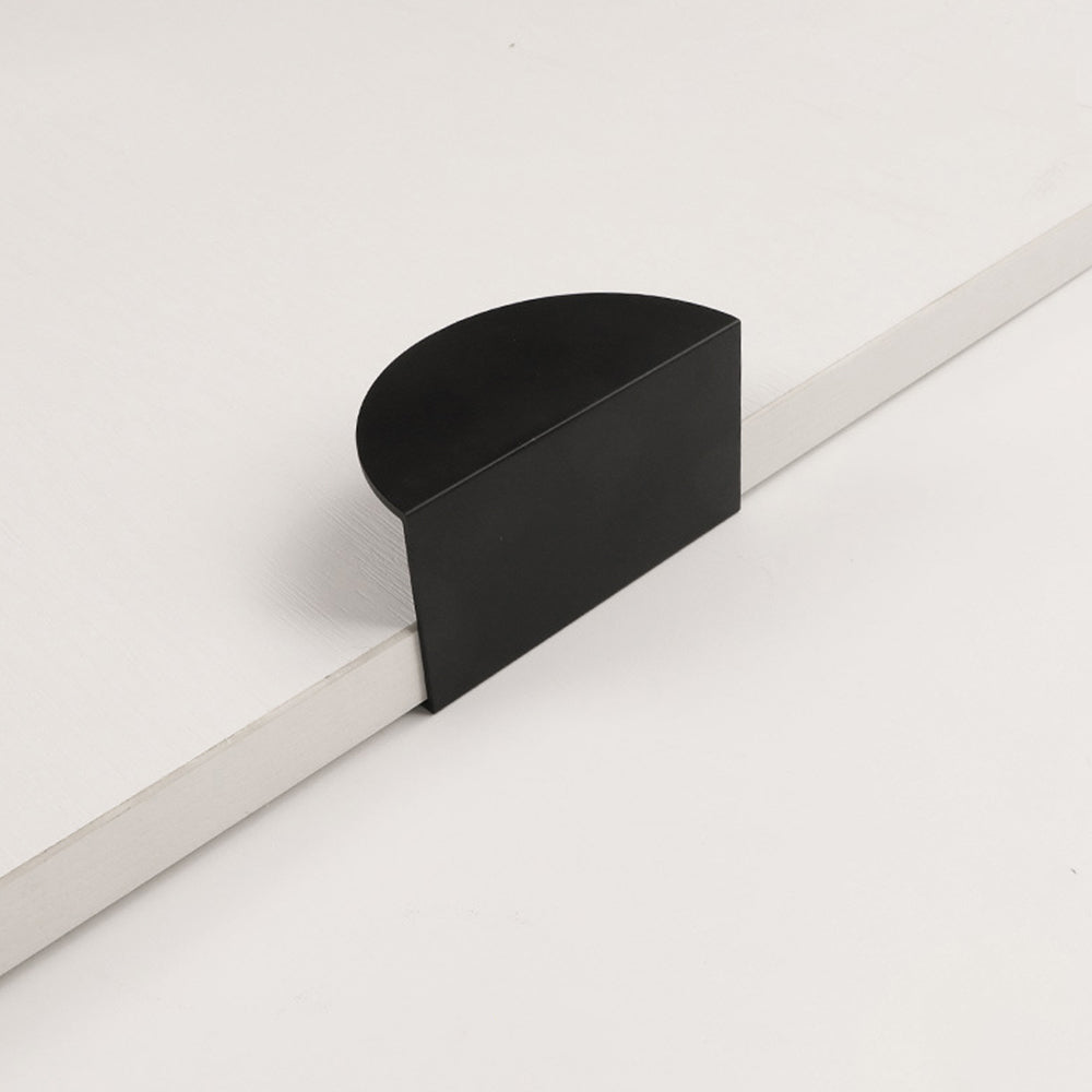 Modern Semicircle Cabinet Edge Pulls