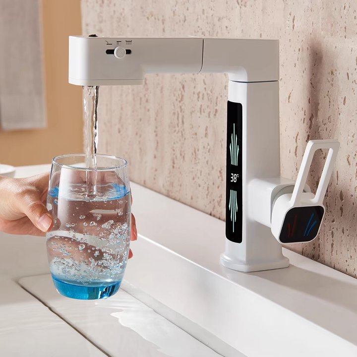 360° Rotation Liftable Bathroom Tap with LED Digital Display_White