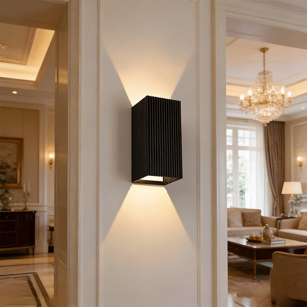 IP65 Fluted LED Up Down Outdoor Wall Light