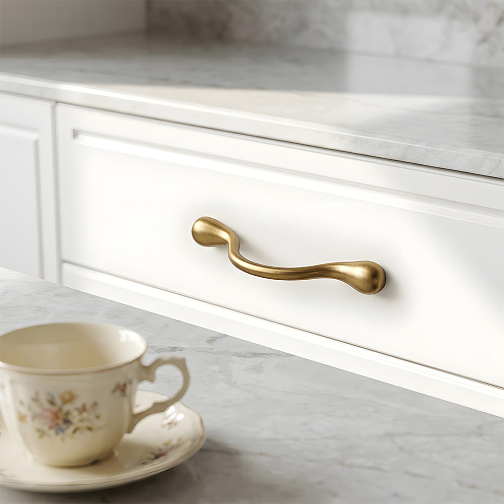 Decorative Wavy Organic Cabinet Pulls