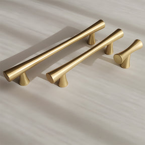 Simple Curved Zinc Alloy Cabinet Handles