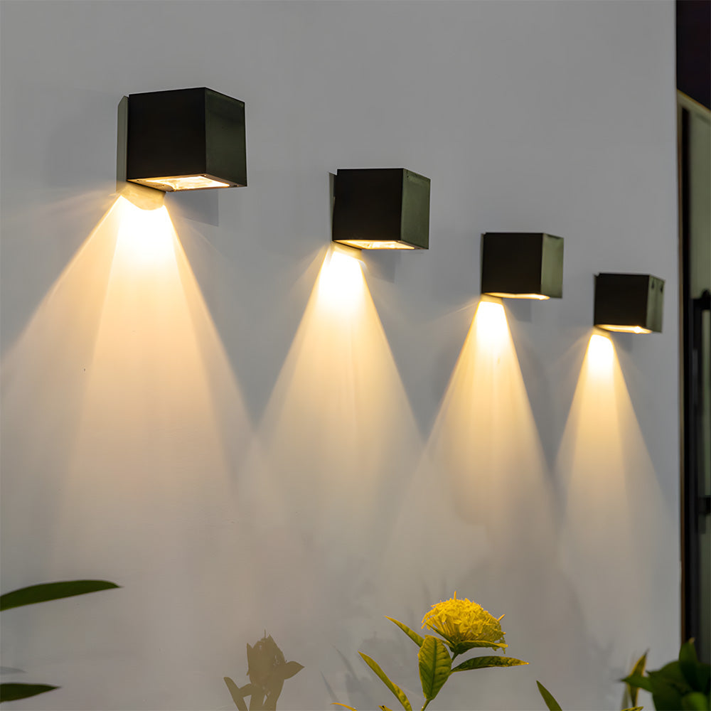 Waterproof Dusk to Dawn Automatic Night Solar Garden Lights
