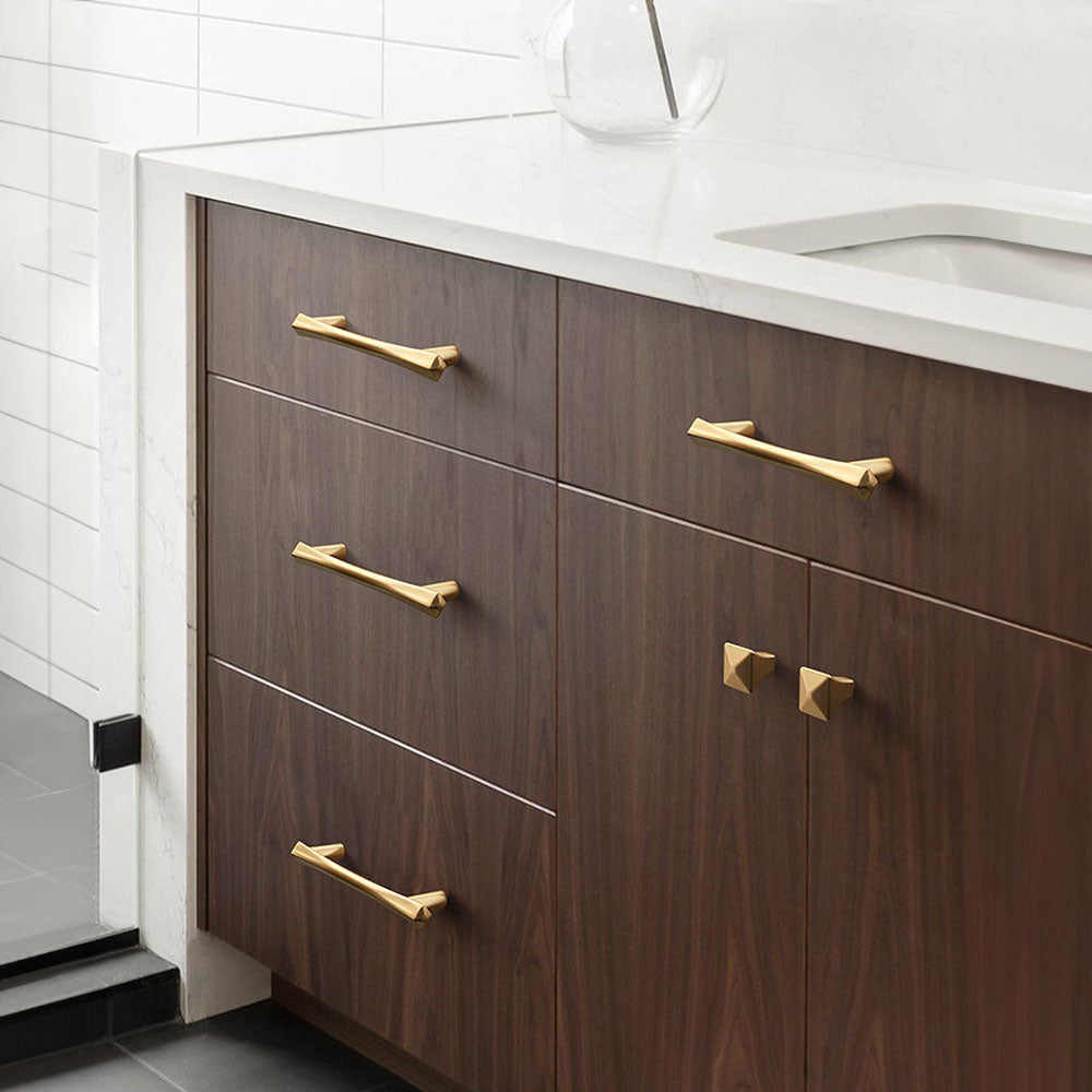 Mordern Classic Gold Cabinet Pulls and Dresser Knobs