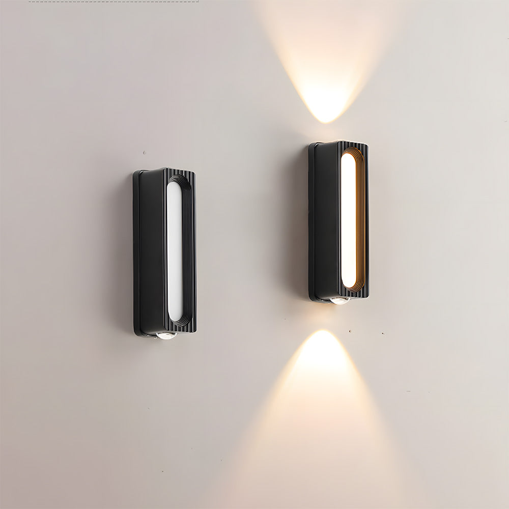 IP65 Modern Black LED Up Down Outdoor Wall Light