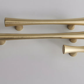 Simple Curved Zinc Alloy Cabinet Handles