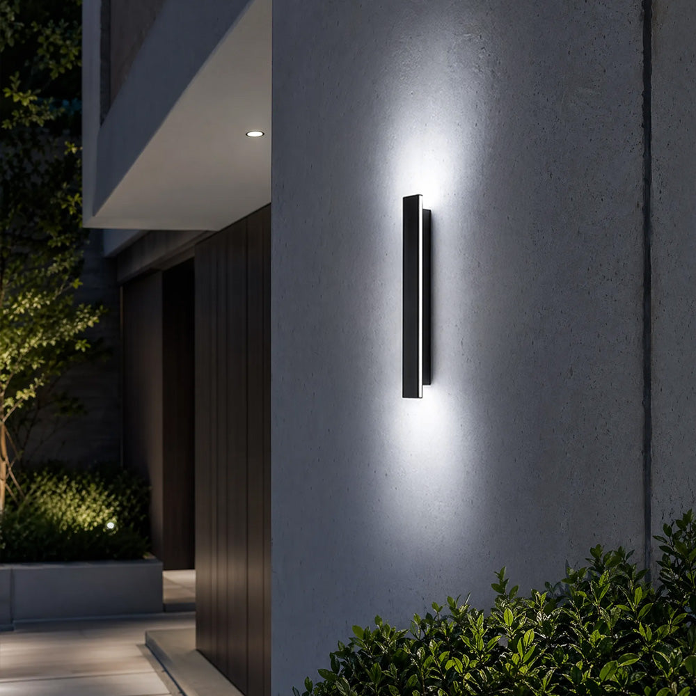 Modern IP64 Waterproof LED Strip Outdoor Long Wall Light
