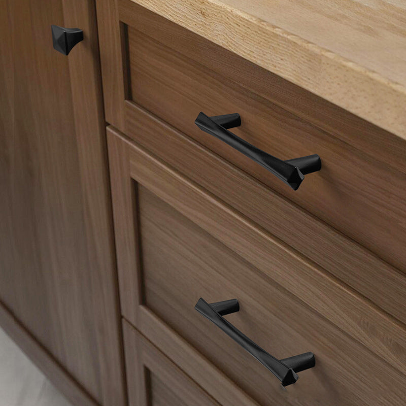 Mordern Classic Gold Cabinet Pulls and Dresser Knobs