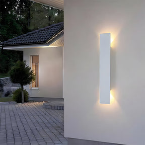 Modern IP65 Waterproof Outdoor LED Wall Light