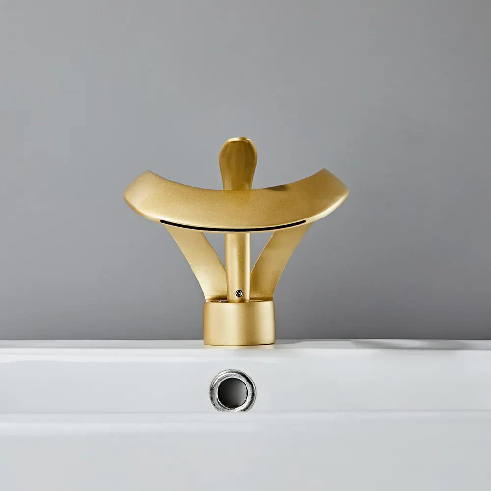 Elegant Single Handle Solid Brass Waterfall Taps_ Gold