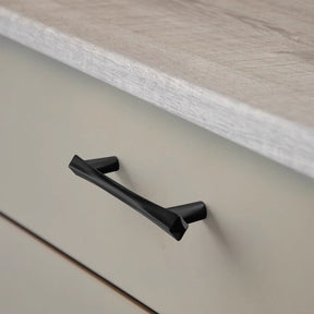 Mordern Classic Gold Cabinet Pulls and Dresser Knobs