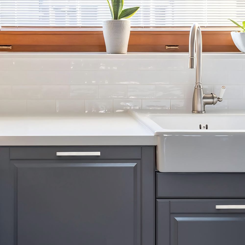 1 Pack Solid Brushed Satin Square Bar Pull Handles