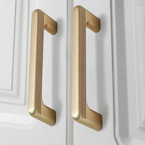 Stylish Zinc Alloy Cabinet Handles For Kitchen