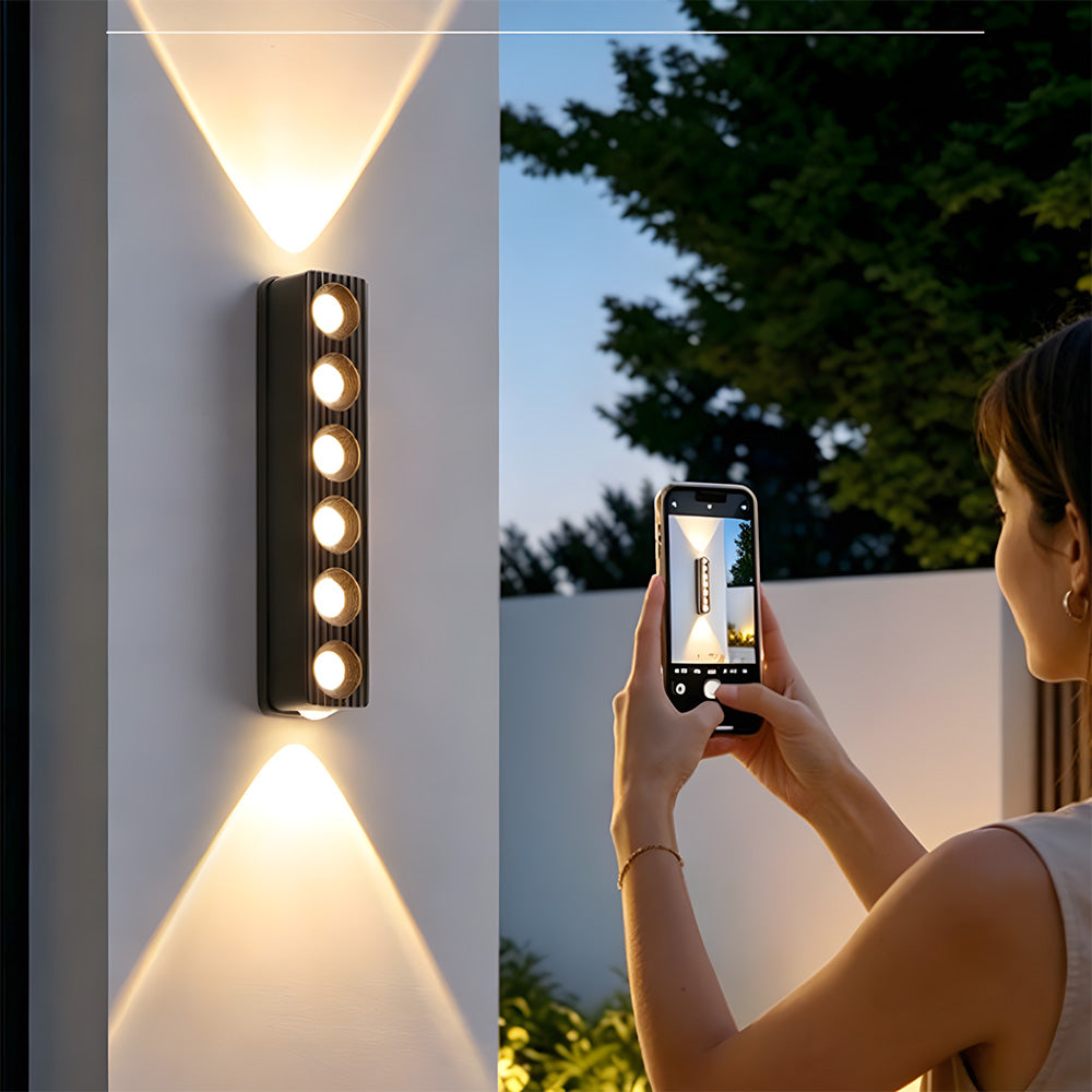 IP65 Modern Black LED Up Down Outdoor Wall Light