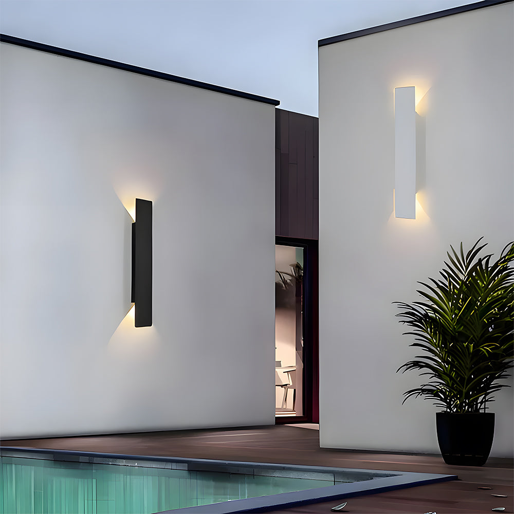 Modern IP65 Waterproof Outdoor LED Wall Light