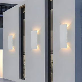 Modern IP65 Waterproof Outdoor LED Wall Light