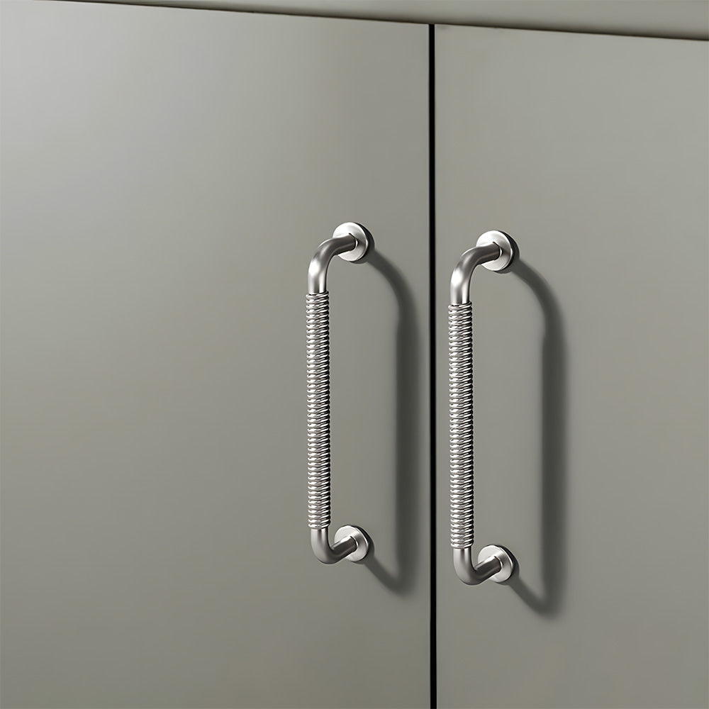 Vintage Thread Zinc Alloy Bar Cabinet Handles