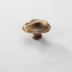 Modern Luxe Irregular Shape Cabinet Closet Knobs