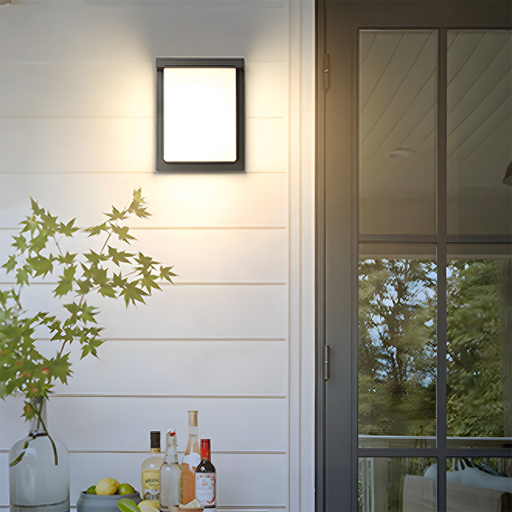 Modern Multi-faceted Light Source LED Outdoor Wall Light
