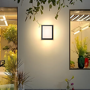 Modern Multi-faceted Light Source LED Outdoor Wall Light