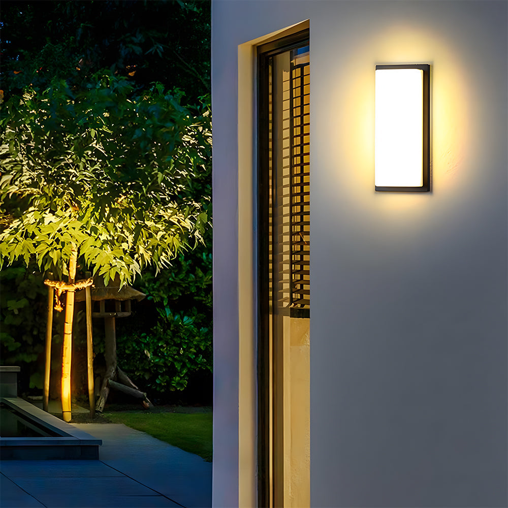 Modern Multi-faceted Light Source LED Outdoor Wall Light