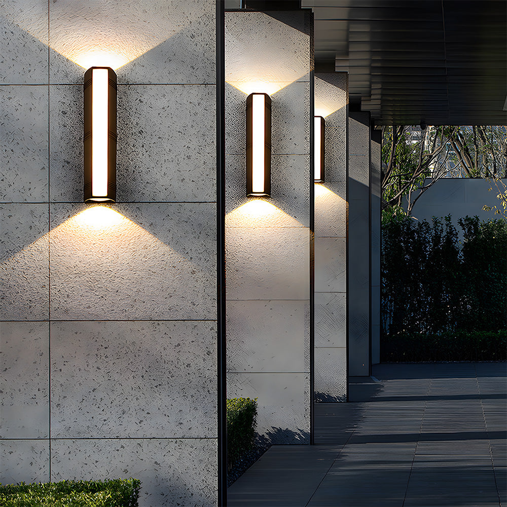 IP65 Modern Square Waterproof LED Outdoor Wall Light