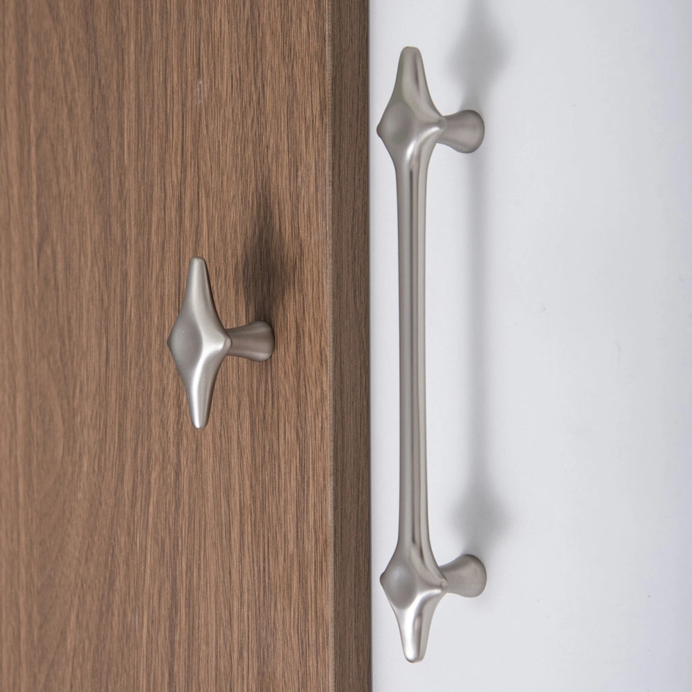 Decorative Starburst Solid Cupboard Handles & Knobs