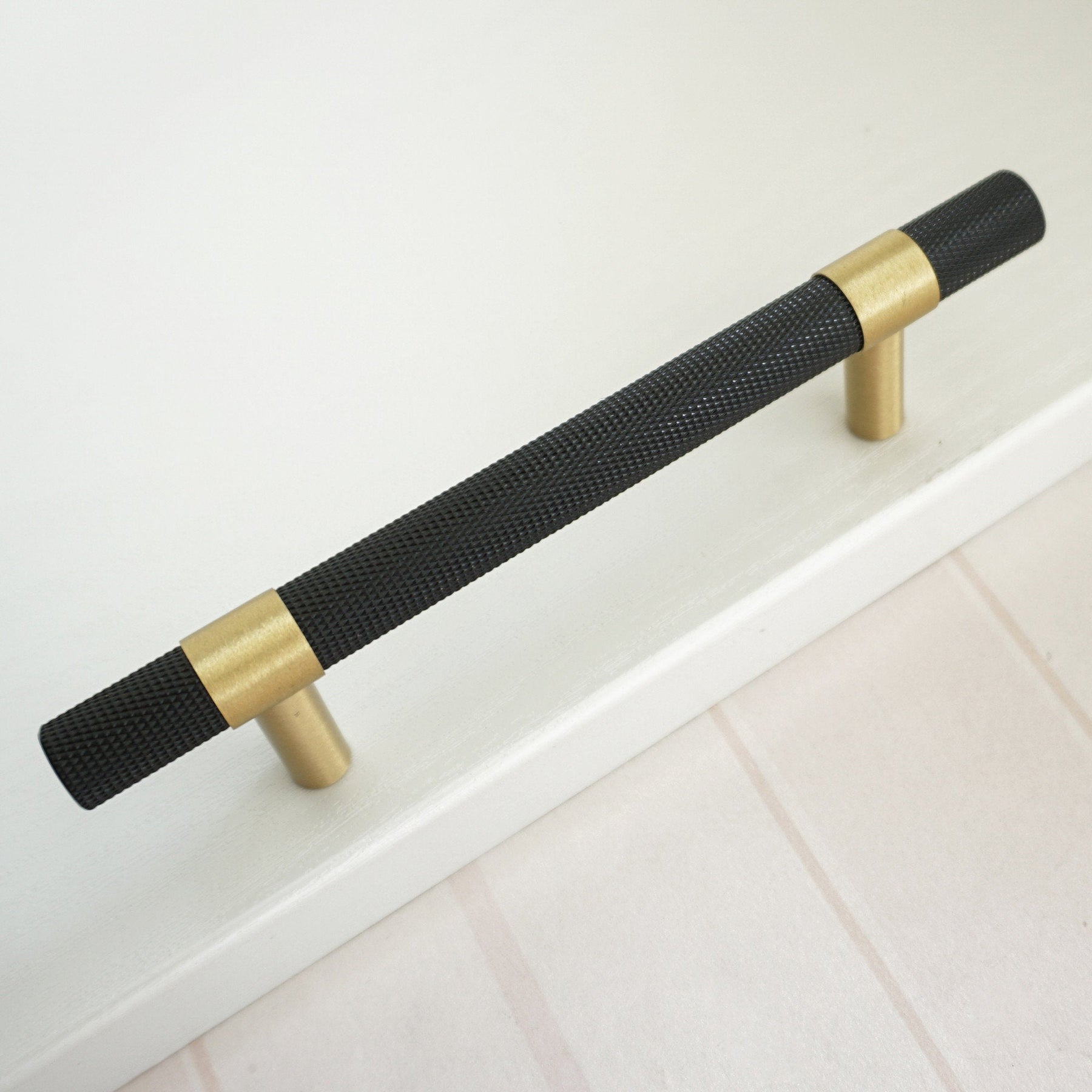 Solid Knurled Wardrobe Bar Handles